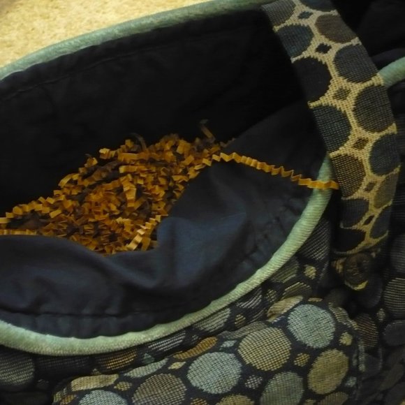 Handmade Retro Upcycled Laptop Bag - Picture 13 of 14